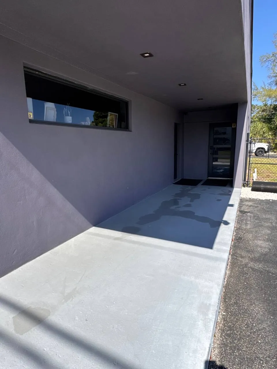 Commercial entrance cleaning in Jupiter