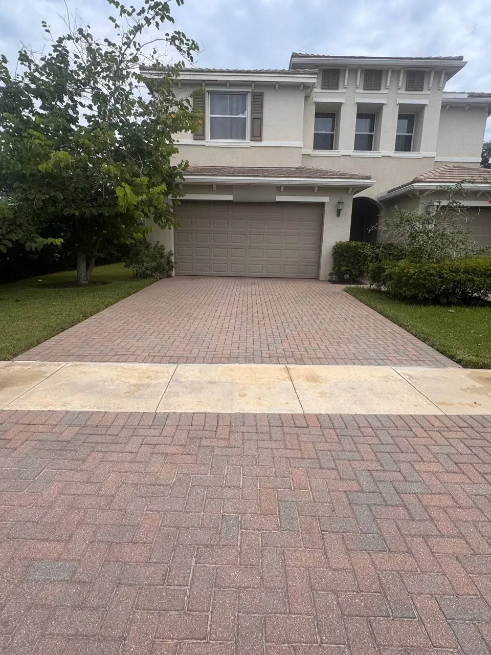 Red paver driveway clean, sand and seal, before