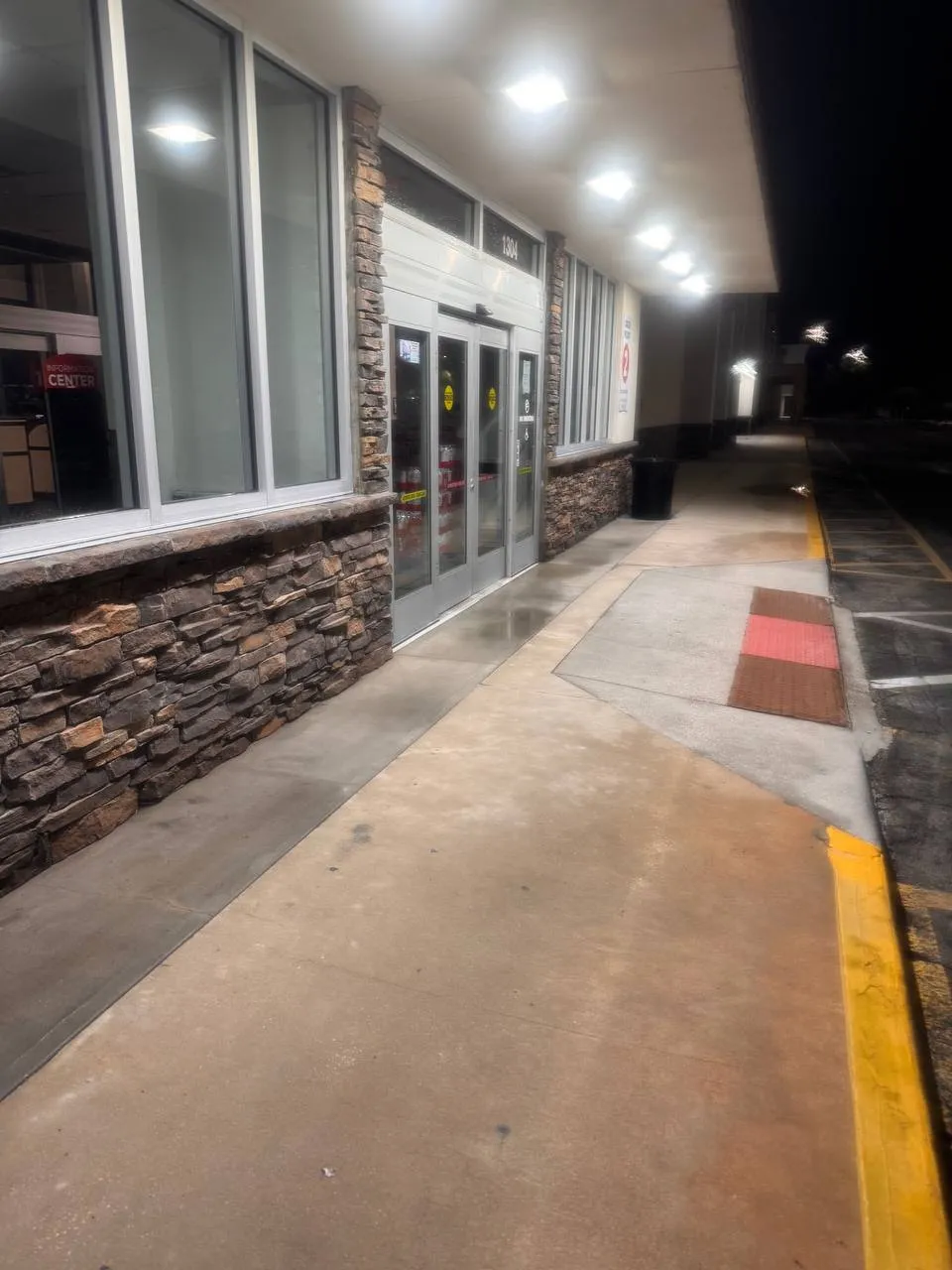 Shopping plaza sidewalk pressure washing